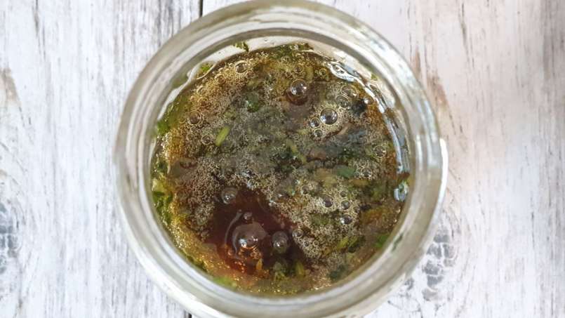 Dilgėlių sirupas su medumi, nuotrauka 3