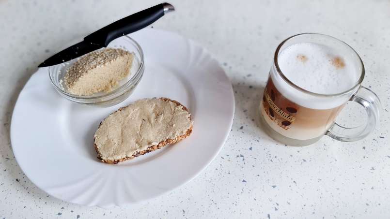 Paprasta, nesaldinta baltoji tahini sezamo pasta, nuotrauka 13