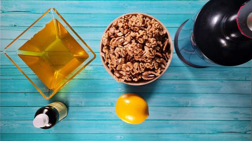 Medus su graikiniais riešutais, citrina ir propoliu imunitetui stiprinti, nuotrauka 5