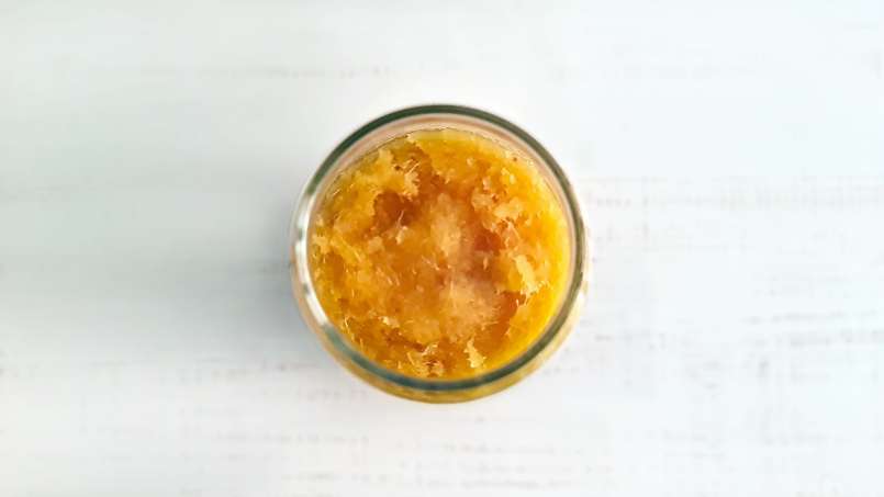 Imbiero sultys su medumi, citrina, žaliąja arbata, ciberžole, cinamonu ir mėtomis, nuotrauka 9