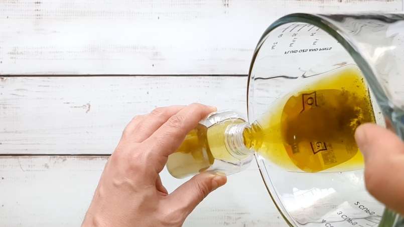 Dilgėlių aliejus, gautas perpylimo būdu, nuotrauka 16